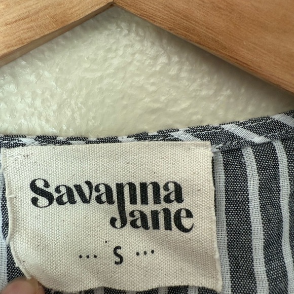 SAVANNAH JANE Embroidered Cotton Top - Picture 2 of 4